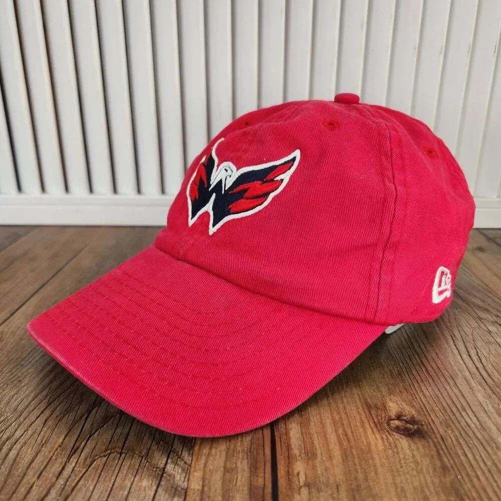 VTG New Era Washington Capitals Screaming Eagle Dad Hat Red Strapback Hockey Cap
